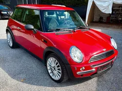 Rot Gebraucht 2002 Mini ONE Kleinwagen | 4.450 € (Fairer Preis)