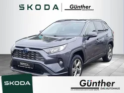 Grey metallic Gebraucht 2020 Toyota RAV4 Hybrid Team SUV | 30.400 € (Fairer Preis)