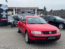 Rot Gebraucht 1998 VW Passat Highline Limousine | 2.490 € (Etwas zu teuer)