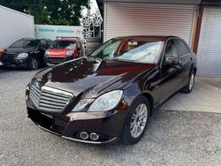 Braun Gebraucht 2009 Mercedes E350 Limousine | 8.350 € (Superpreis)