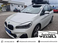 Weiß Gebraucht 2021 BMW 218 M Sport Van / Kleinbus | 22.500 € (Fairer Preis)