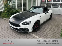 Weiß (weiß/schwarz) Gebraucht 2018 Abarth 124 Spider Cabrio | 31.950 € (Fairer Preis)