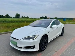 Weiß Gebraucht 2019 Tesla Model S Long Range Limousine | 33.000 € (Etwas zu teuer)