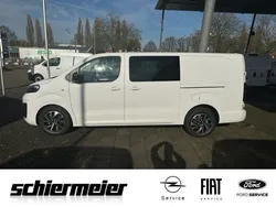 Weiß Gebraucht 2024 Fiat Scudo Basis Van / Kleinbus | 34.980 € (Etwas zu teuer)