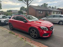 Rot Gebraucht 2017 Mercedes GLA250 AMG line SUV | 20.800 € (Fairer Preis)