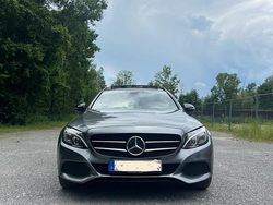 Grau Gebraucht 2018 Mercedes C220 Kombi | 12.300 € (Teuer)