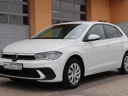 Weiss Gebraucht 2024 VW Polo Life Limousine | 18.590 € (Guter Preis)