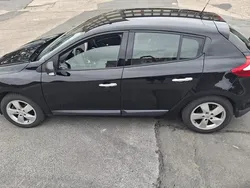 Schwarz Gebraucht 2011 Renault Mégane III Limousine | 2.750 €