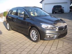Grau metallic Gebraucht 2015 BMW 220 Active Tourer Luxury Line Van / Kleinbus | 23.000 € (Teuer)
