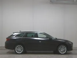 Mitternachtsschwarz Gebraucht 2022 Seat Leon XCELLENCE Kombi | 18.980 € (Guter Preis)