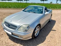 Silber Gebraucht 2001 Mercedes SLK200 Cabrio | 2.000 € (Fairer Preis)