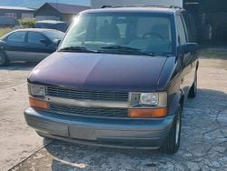 Rot Gebraucht 1995 Chevrolet Astro Van / Kleinbus | 6.000 €
