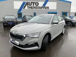 Grau Gebraucht 2023 Skoda Scala Ambition Kleinwagen | 16.990 €