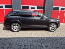 Schwarz Gebraucht 2006 Audi Q7 SUV | 7.850 € (Guter Preis)