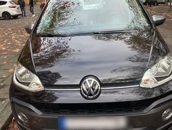 Schwarz Gebraucht 2018 VW cross up! Kleinwagen | 9.500 € (Fairer Preis)