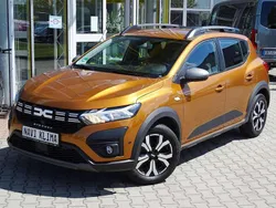 Orange Gebraucht 2023 Dacia Sandero Expression Kleinwagen | 15.990 € (Fairer Preis)