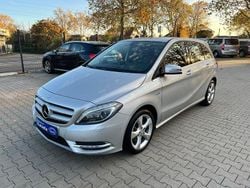 Silber Gebraucht 2012 Mercedes B180 Edition 1 Van / Kleinbus | 10.999 € (Fairer Preis)