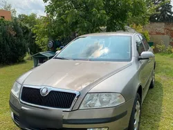 Silber Gebraucht 2007 Skoda Octavia Limousine | 2.500 €