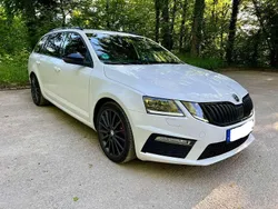 Weiß Gebraucht 2017 Skoda Octavia RS Kombi | 17.999 € (Guter Preis)