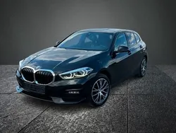 Schwarz Gebraucht 2021 BMW 120 Sport Line Kleinwagen | 17.400 € (Guter Preis)