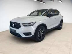 Weiß Gebraucht 2021 Volvo XC40 R-Design SUV | 32.850 € (Guter Preis)