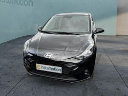 Schwarz Neu 2024 Hyundai i10 Trend Kleinwagen | 17.949 € (Etwas zu teuer)