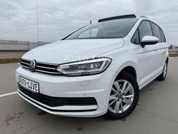 Weiß Gebraucht 2022 VW Touran Van / Kleinbus | 21.990 € (Fairer Preis)