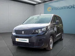 Schwarz Gebraucht 2023 Peugeot Partner Van / Kleinbus | 18.749 € (Fairer Preis)