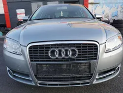 Quarzgrau metallic Gebraucht 2007 Audi A4 Limousine | 1.950 € (Superpreis)