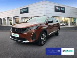 Braunlackierung (metallic) Gebraucht 2023 Peugeot 5008 Allure Van / Kleinbus | 28.885 € (Fairer Preis)