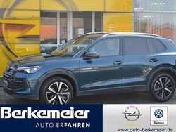 Blau Gebraucht 2025 VW Tiguan Life SUV | 38.880 € (Etwas zu teuer)