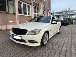 Weiß Gebraucht 2010 Mercedes 350 AMG Kombi | 7.800 € (Guter Preis)