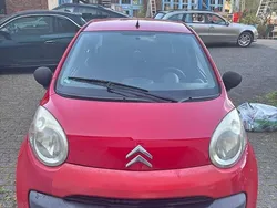 Rot Gebraucht 2007 Citroën C1 Kleinwagen | 500 €