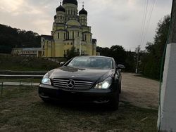 Gold Gebraucht 2006 Mercedes CLS320 Coupé | 9.500 € (Etwas zu teuer)