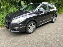 Schwarz Gebraucht 2013 Suzuki SX4 S-Cross Comfort SUV | 7.650 € (Fairer Preis)
