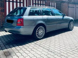 Grau Gebraucht 1998 Audi S4 Sport Kombi | 8.900 € (Guter Preis)