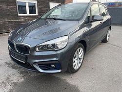 Grau Gebraucht 2017 BMW 225 Active Tourer Sport Line Van / Kleinbus | 15.990 € (Fairer Preis)