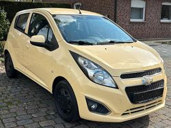 Gelb Gebraucht 2013 Chevrolet Spark Kleinwagen | 3.199 € (Etwas zu teuer)