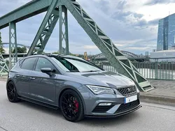 Grau Gebraucht 2018 Cupra Leon Limousine | 29.999 € (Teuer)