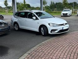 Weiß Gebraucht 2020 VW Golf VII Comfortline Kombi | 18.750 € (Fairer Preis)
