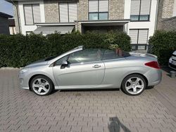 Grau Gebraucht 2009 Peugeot 308 CC Platinum Cabrio | 4.800 € (Fairer Preis)