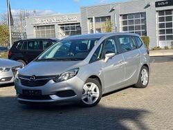 Silber Gebraucht 2018 Opel Zafira Edition Van / Kleinbus | 8.500 € (Fairer Preis)