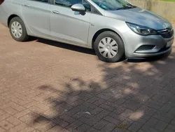 Silber Gebraucht 2017 Opel Astra Edition Kombi | 6.190 € (Guter Preis)