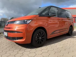 Orange Gebraucht 2024 VW T7 Van | 63.500 €