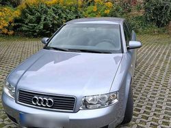 Silber Gebraucht 2004 Audi A4 Limousine | 3.700 € (Etwas zu teuer)