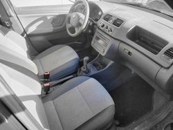 Blau Gebraucht 2011 Skoda Fabia Special Kleinwagen | 3.990 € (Fairer Preis)