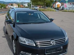 Schwarz Gebraucht 2014 VW Passat Highline Kombi | 10.900 € (Fairer Preis)