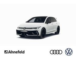 Pure white Gebraucht 2025 VW Golf VIII Black Edition Limousine | 72.240 €