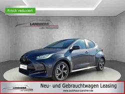 Grau Neu 2025 Toyota Yaris Hybrid Trend Limousine | 21.500 € (Superpreis)