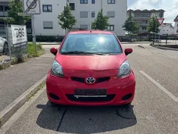 Rot Gebraucht 2010 Toyota Aygo Cool Kleinwagen | 1.990 € (Guter Preis)